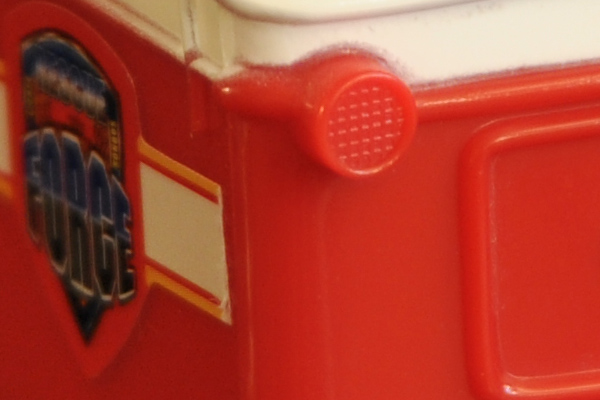 D90-200.jpg